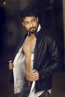 Md Yamin Sulemani - Model in Delhi | www.dazzlerr.com