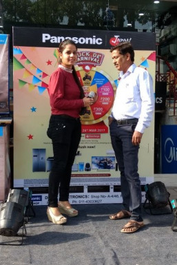 Loveleen Panjwani - Anchor in Delhi | www.dazzlerr.com