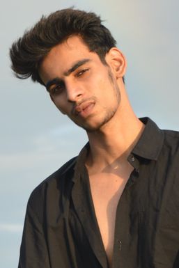 Umer Shaikh - Model in Daund | www.dazzlerr.com