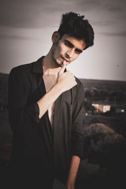 Umer Shaikh - Model in Daund | www.dazzlerr.com