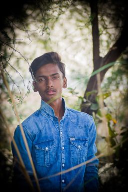 Aryan Kushwaha - Actor in Allahabad | www.dazzlerr.com