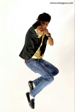 Vipin Yadav - Model in Delhi | www.dazzlerr.com