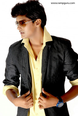 Vipin Yadav - Model in Delhi | www.dazzlerr.com