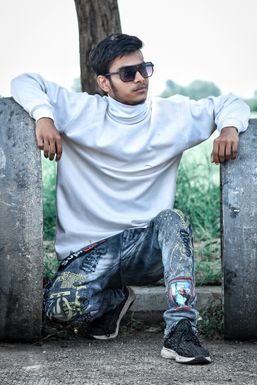 Harshad - Model in Indore | www.dazzlerr.com