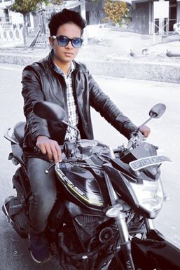 Akash Chaudhary - Model in Allahabad | www.dazzlerr.com