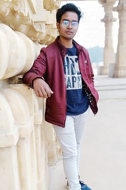 Akash Chaudhary - Model in Allahabad | www.dazzlerr.com