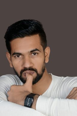 Pravin Dinkar - Model in Kalyan-Dombivali | www.dazzlerr.com