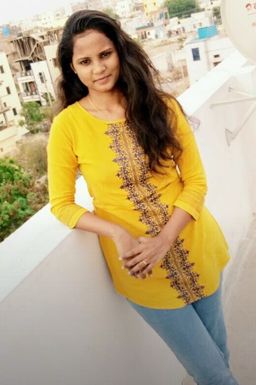 Sravani Tungala - Model in Chennai | www.dazzlerr.com