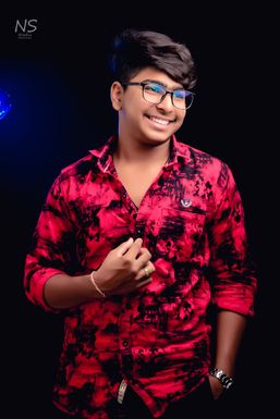 Yash Bhavsar - Actor in Pune | www.dazzlerr.com