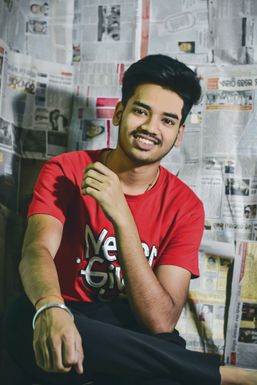 Priyanshu Nath - Photographer in Raurkela | www.dazzlerr.com