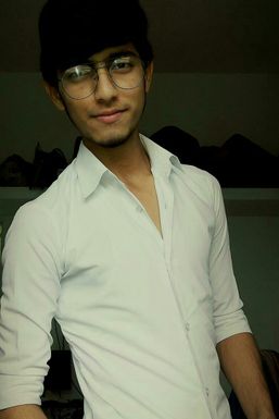 Saad Siddiqui - Model in Amravati | www.dazzlerr.com