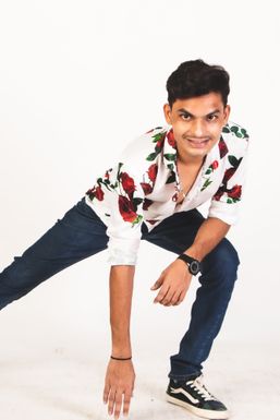 PRAFULL BANSODE - Dancer in Pune | www.dazzlerr.com