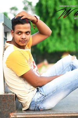 Amit Chatterjee - Model in Jamshedpur | www.dazzlerr.com