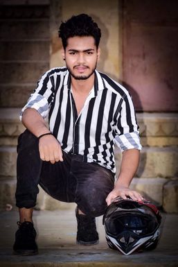 Rahat Singh - Model in Varanasi | www.dazzlerr.com