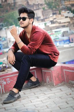 Srijan Sharma - Model in Bundi | www.dazzlerr.com