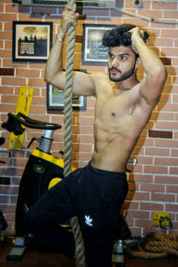 Abhishek Soni - Model in Delhi | www.dazzlerr.com