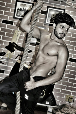 Abhishek Soni - Model in Delhi | www.dazzlerr.com