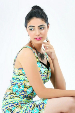 Parleen Kaur Gambhir - Model in Delhi | www.dazzlerr.com