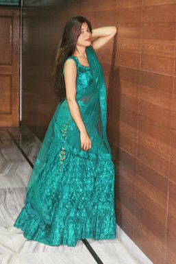 Alka Gautam - Model in New Delhi | www.dazzlerr.com