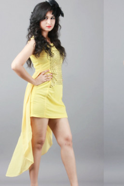 Damini Sinha - Model in Delhi | www.dazzlerr.com