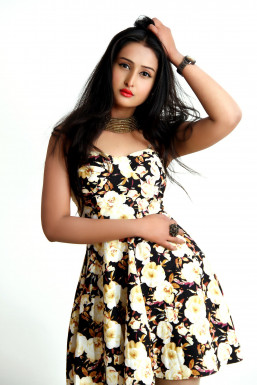 Damini Sinha - Model in Delhi | www.dazzlerr.com