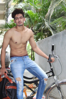 Syed Ahmed - Model in Raichur | www.dazzlerr.com