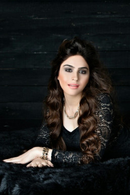 Parveen Ahluwalia - Model in Delhi | www.dazzlerr.com