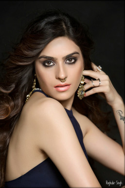 Parveen Ahluwalia - Model in Delhi | www.dazzlerr.com