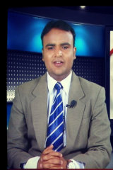 Sunil Kumar - Anchor in Delhi | www.dazzlerr.com