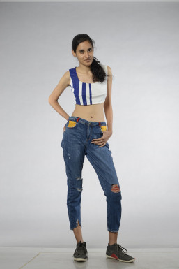 Sanya Donald - Model in Delhi | www.dazzlerr.com