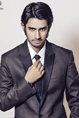 Lokesh Singh Rajput - Model in Delhi | www.dazzlerr.com