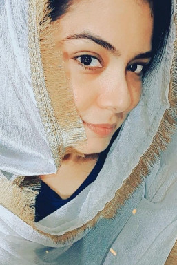 Zara Khan - Model in Patiala | www.dazzlerr.com