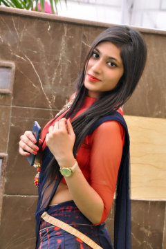 Aashika Son - Model in Delhi | www.dazzlerr.com