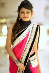 Srishty - Model in Delhi | www.dazzlerr.com