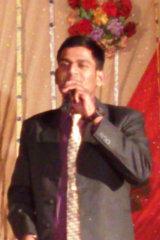 Abhishek Tripathi - Anchor in Delhi | www.dazzlerr.com