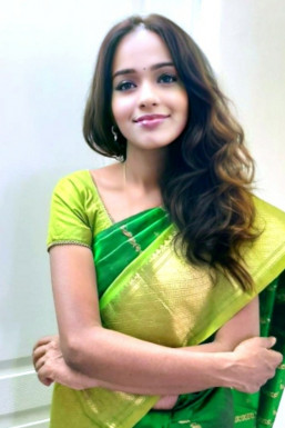 Priya Yadav - Actor in Chennai | www.dazzlerr.com