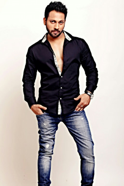 Sachin Prakash - Model in Delhi | www.dazzlerr.com