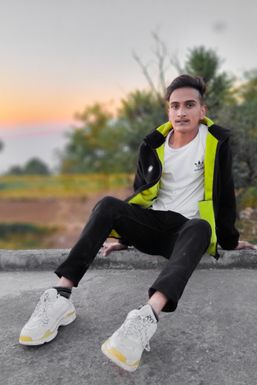 Suryansh Bhardwaj - Model in Dalhousie | www.dazzlerr.com