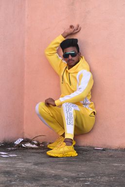 Alfaz Editz - Stylist in Bagalkot | www.dazzlerr.com