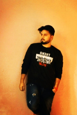 Lalit Raghav - Model in Aligarh | www.dazzlerr.com