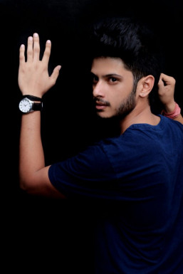 Mayank Chaudhary - Model in Delhi | www.dazzlerr.com