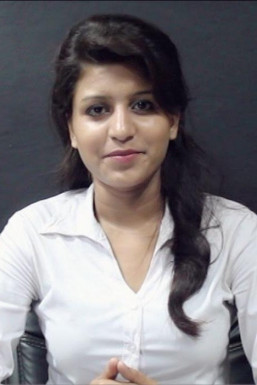 Anchor Neha Rani - Anchor in Delhi | www.dazzlerr.com