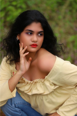 Madhavi Nimmala - Model in Hyderabad | www.dazzlerr.com