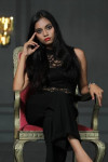 Shalini - Model in -Select- | www.dazzlerr.com