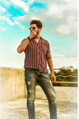 Abubakar Siddiqui - Model in Aligarh | www.dazzlerr.com