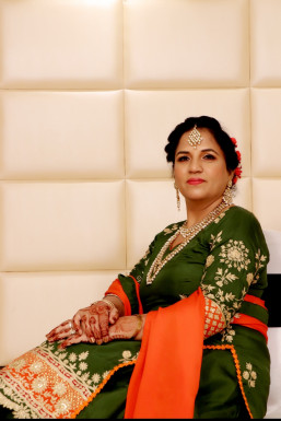Rupali Raheja - Makeup Artist in Patiala | www.dazzlerr.com