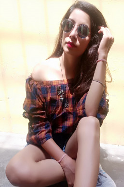 Aditi Sharma - Model in Rudrapur | www.dazzlerr.com
