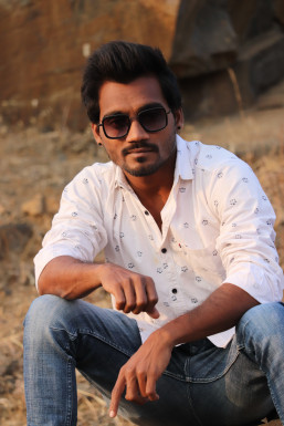 Pritam Therkar - Model in Yavatmal | www.dazzlerr.com