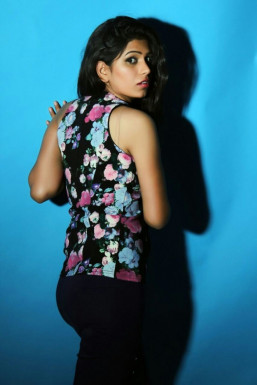 Kalpna Bhati - Model in Delhi | www.dazzlerr.com