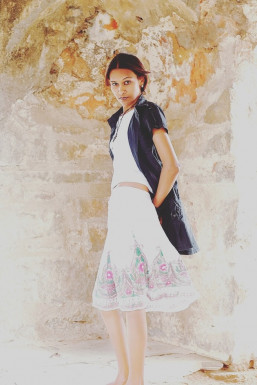 Khairunnisa - Model in Hyderabad | www.dazzlerr.com